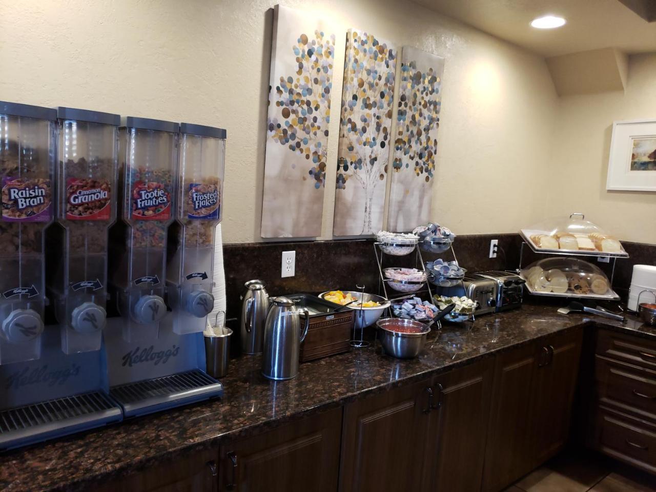 St. George Inn And Suites Екстер'єр фото